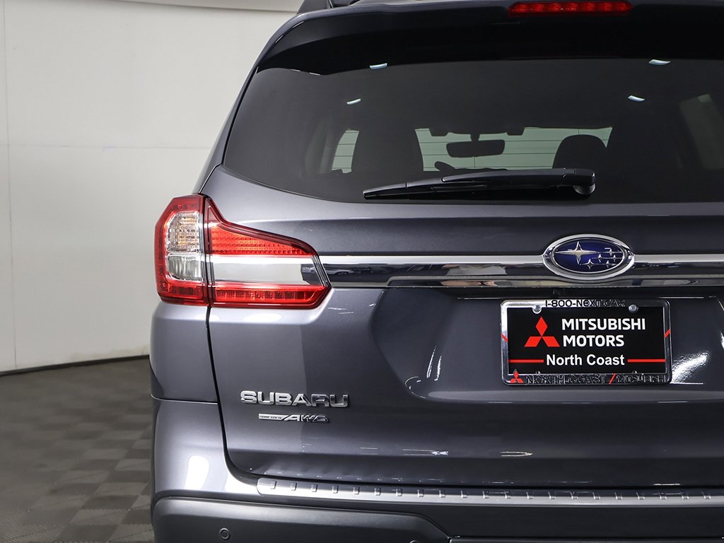2022 Subaru Ascent Limited photo 17