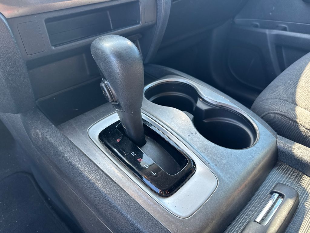 2019 Honda Pilot LX photo 30