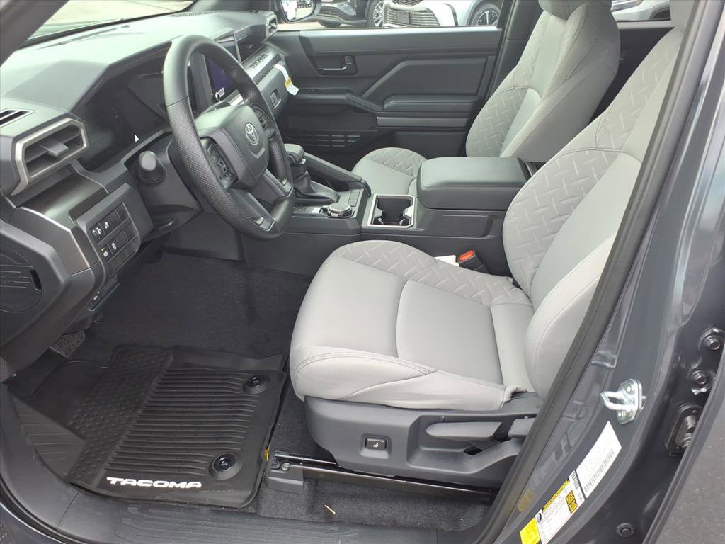 2025 Toyota Tacoma SR5 4x4 Double Cab photo 4