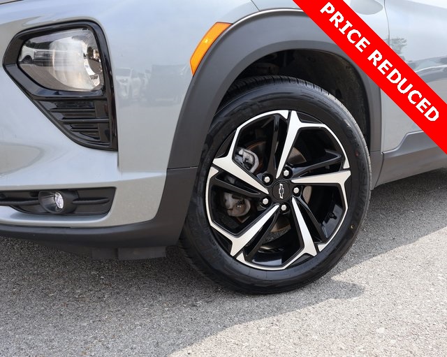 2023 Chevrolet Trailblazer RS photo 2