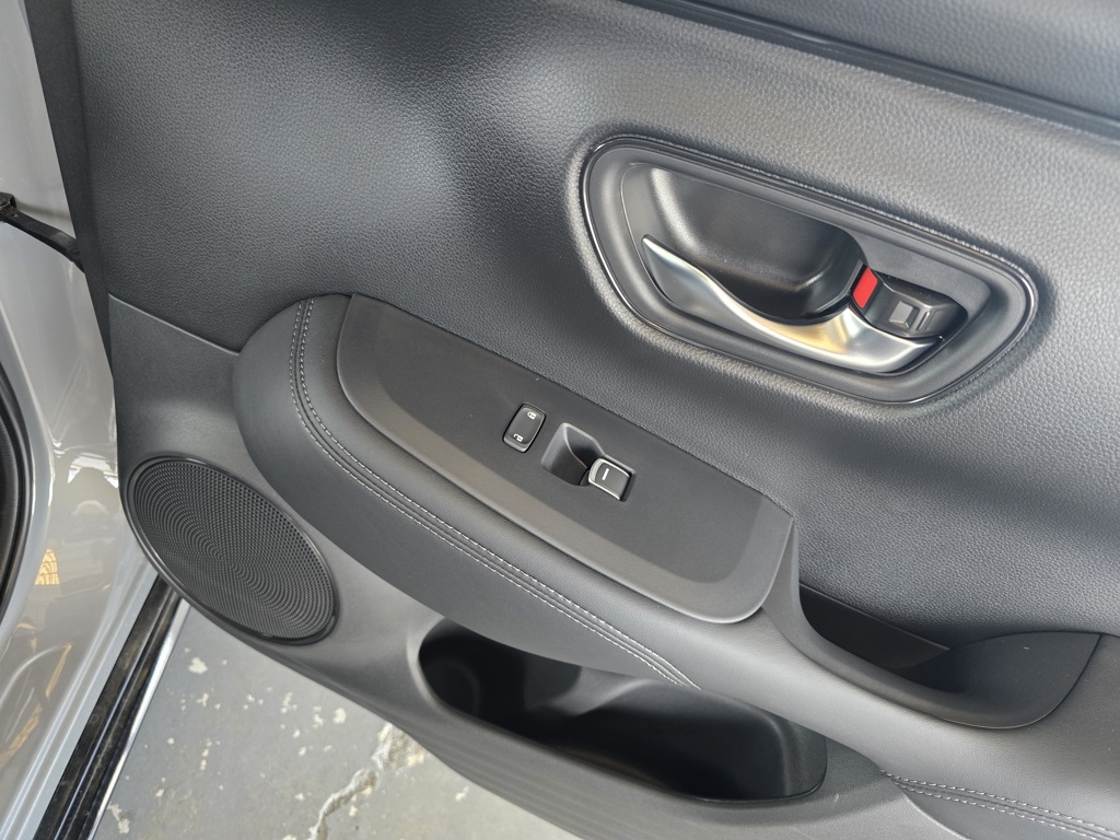 2026 Honda HR-V EX-L photo 24