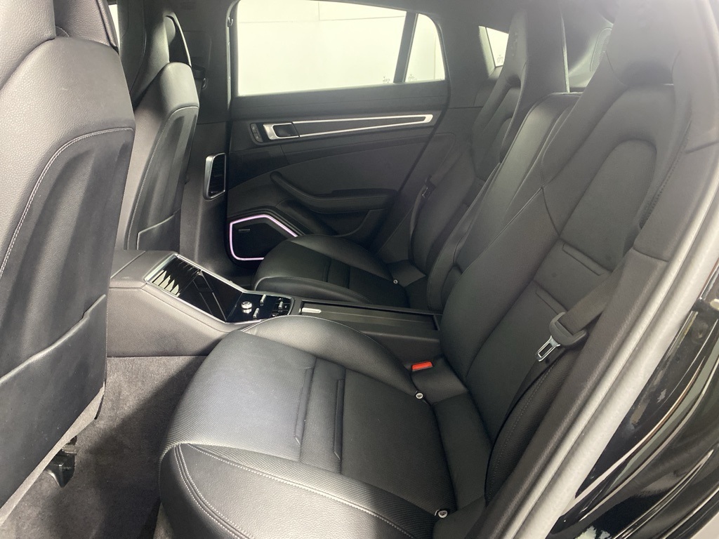2022 Porsche Panamera 4 Platinum photo 22