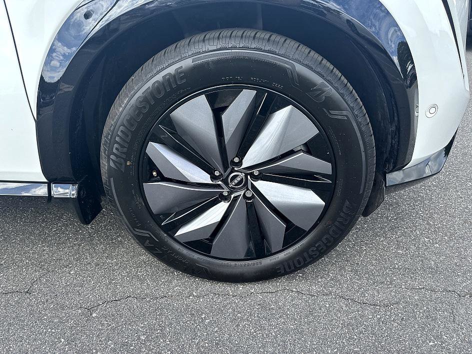 2024 Nissan ARIYA Platinum e-4ORCE photo 20