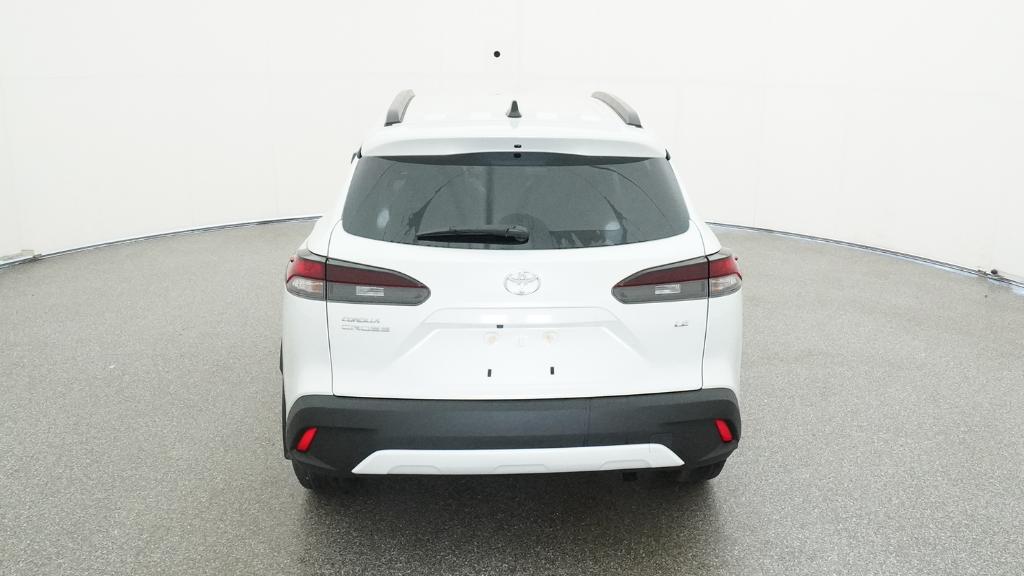 2026 Toyota Corolla Cross LE photo 18