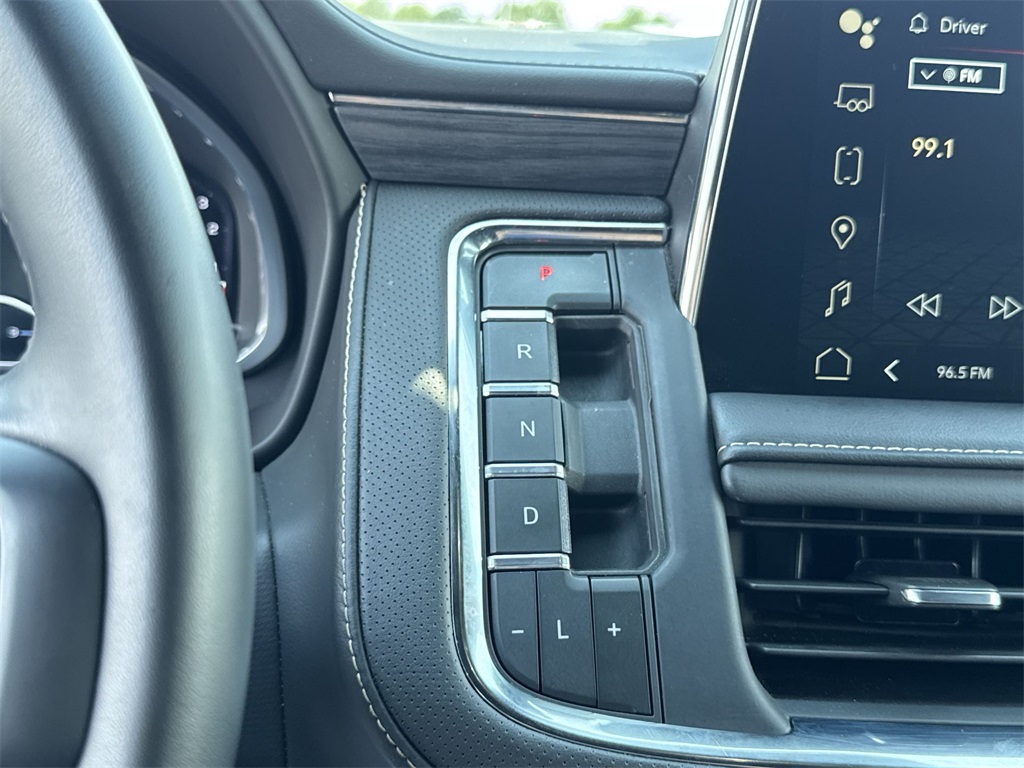 2023 Gmc Yukon SLT photo 21
