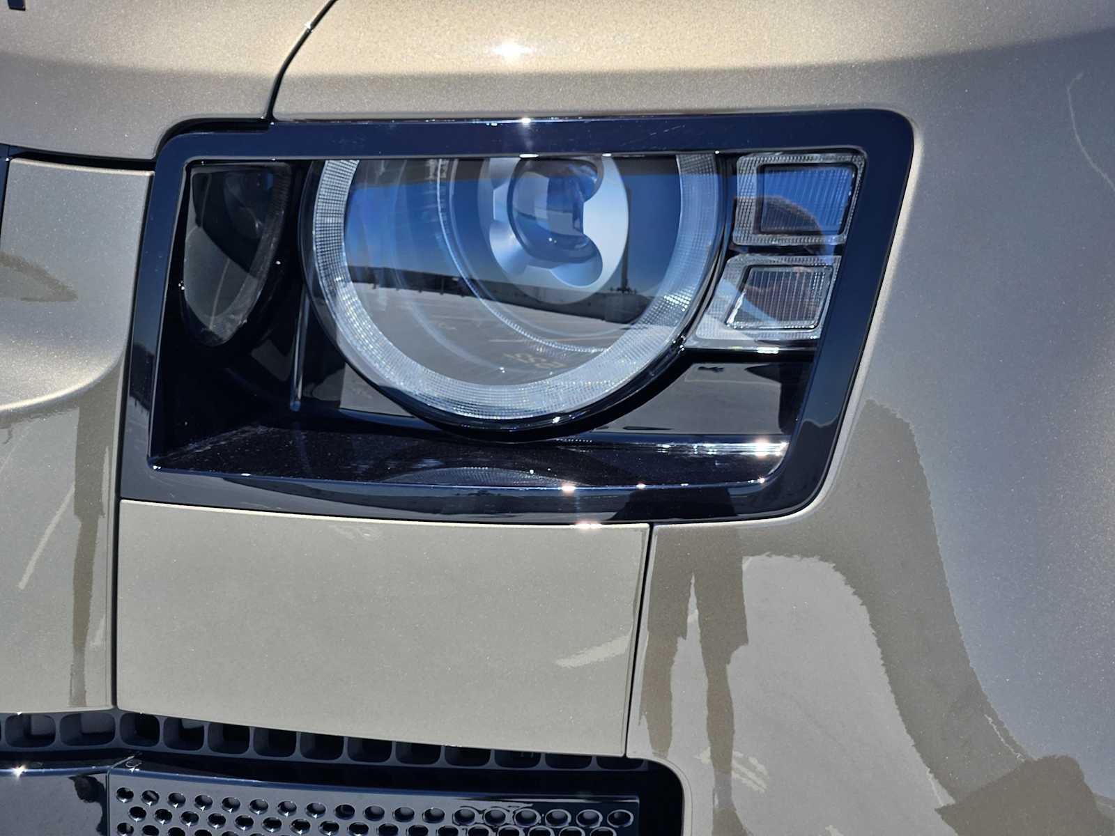 New 2025 GONDWANA STONE Land Rover X-Dynamic SE image 8