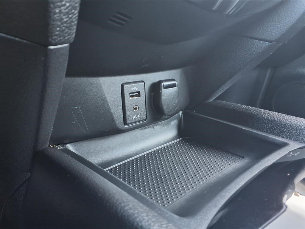 2015 Nissan Rogue SL photo 13