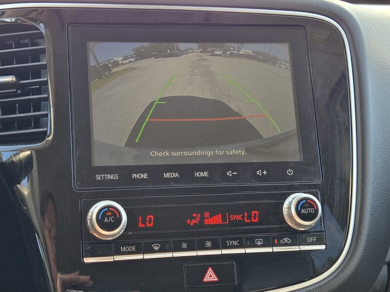 2020 Mitsubishi Outlander SEL photo 22