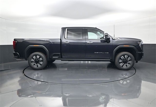 2026 Gmc Sierra 2500 HD Denali photo 2