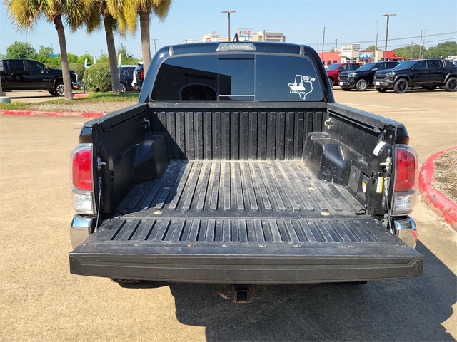 2022 Toyota Tacoma V6 photo 12