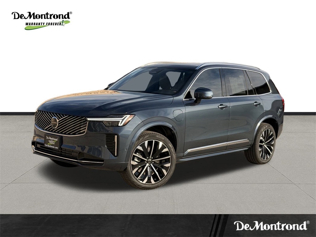 2026 Volvo XC90 Plus's photo