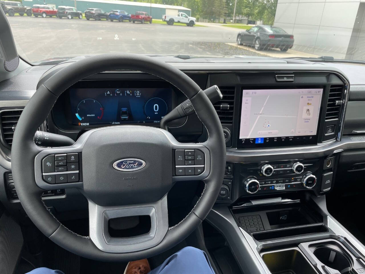 2025 Ford F-250 Lariat photo 9