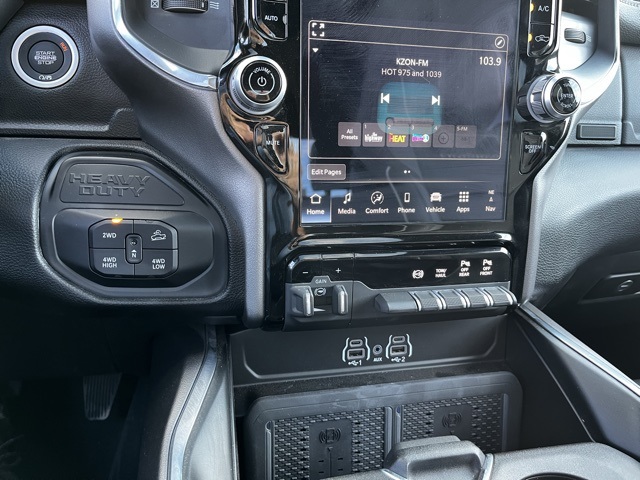 2025 Ram 2500 Laramie photo 27