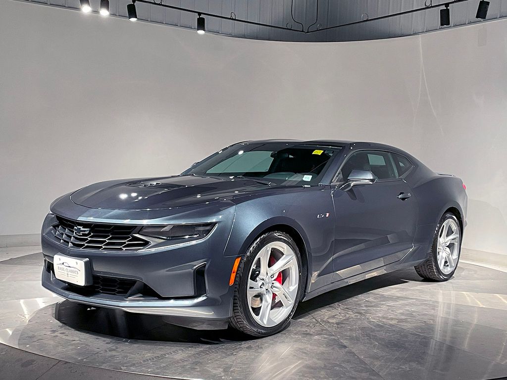 2023 Chevrolet Camaro LT1 photo 2