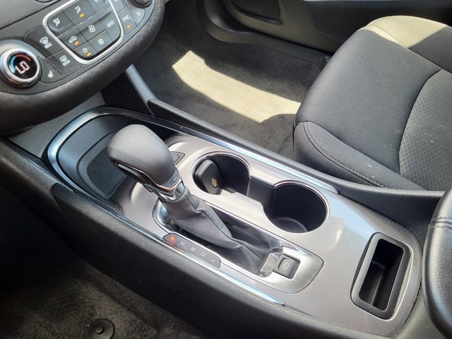 2024 Chevrolet Malibu 1LT photo 12