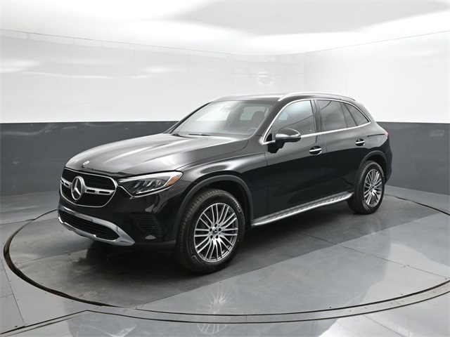 2026 Mercedes-Benz GLC Base's photo