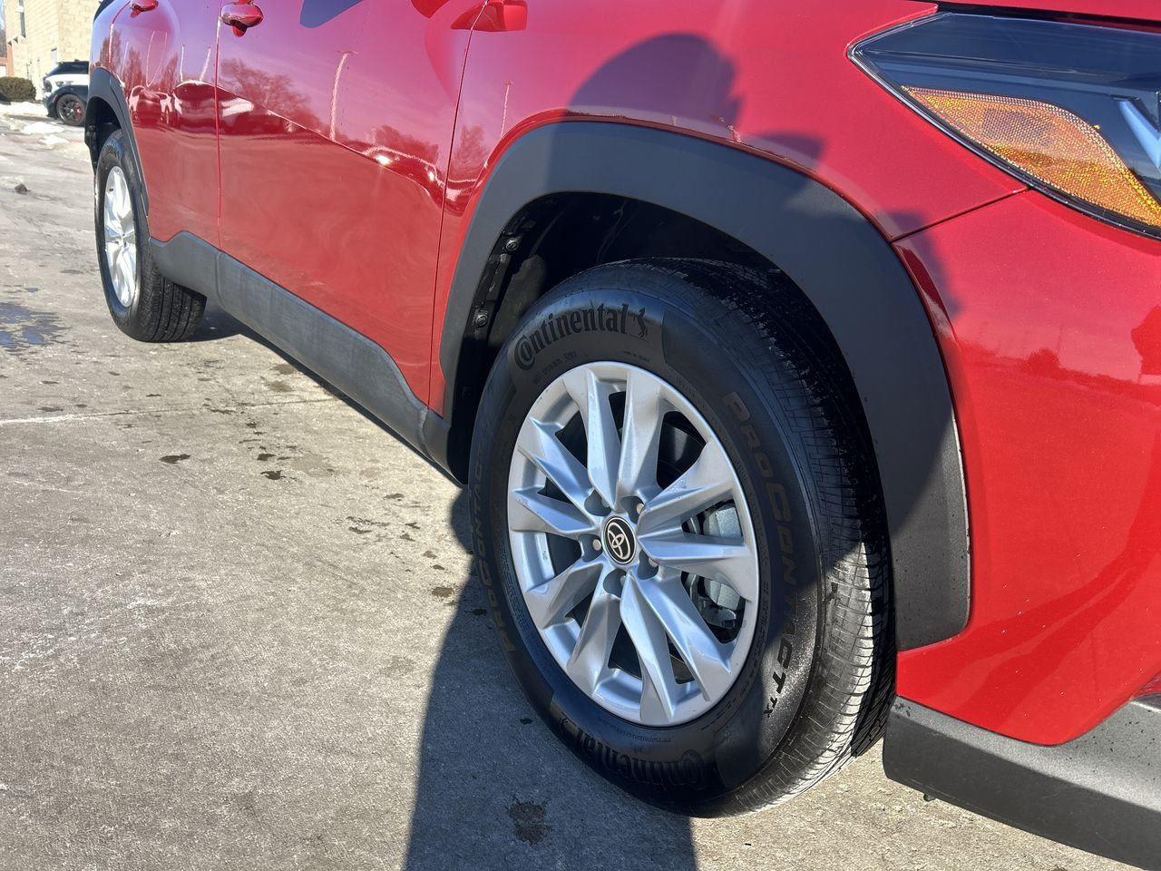 Used 2023 Toyota Corolla Cross LE with VIN 7MUBAABG2PV072188 for sale in Kansas City