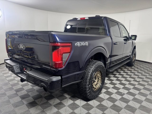 2025 Ford F-150 XLT photo 4