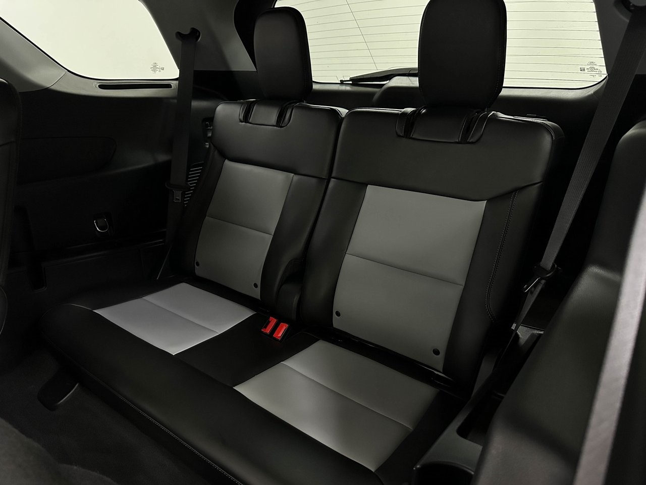 2022 Ford Explorer XLT photo 14