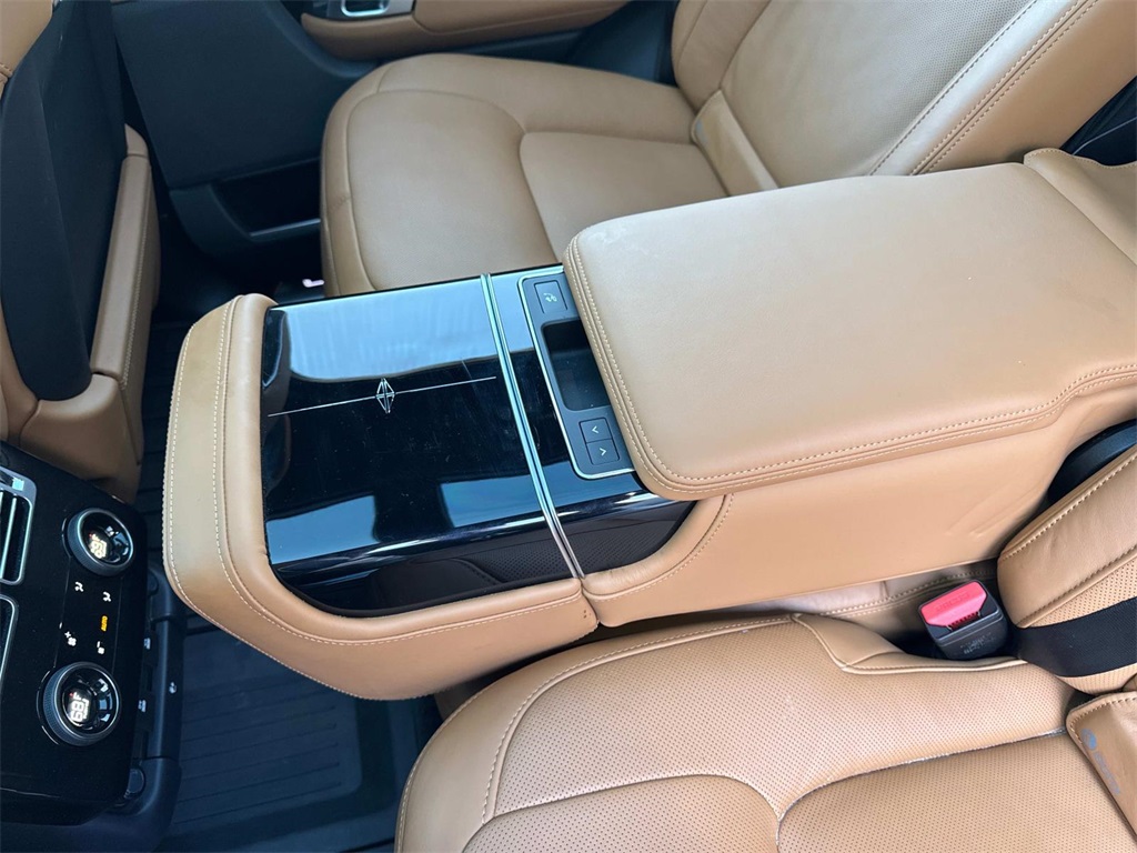 2021 Land Rover Range Rover photo 18
