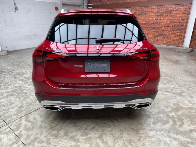 2026 Mercedes Benz GLC 300 4MATIC photo 4