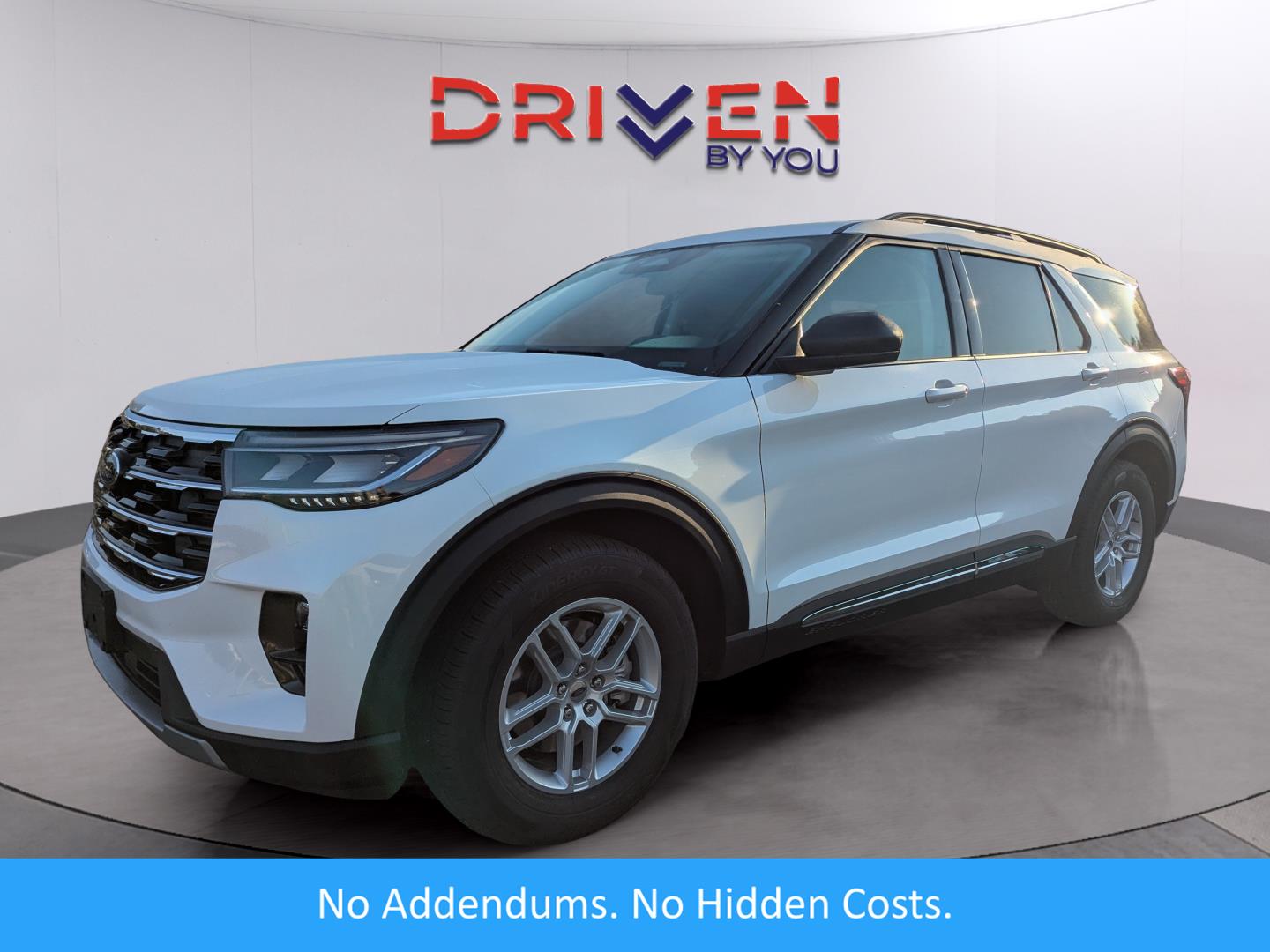 2025 Ford Explorer Active's photo