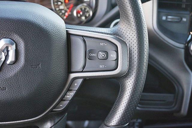 New 2023 Bright White Clear-Coat Exterior Paint RAM TRADESMAN Chassis Cab image 39