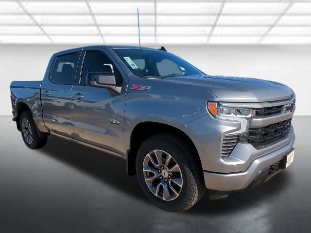 2026 Chevrolet Silverado Base's photo