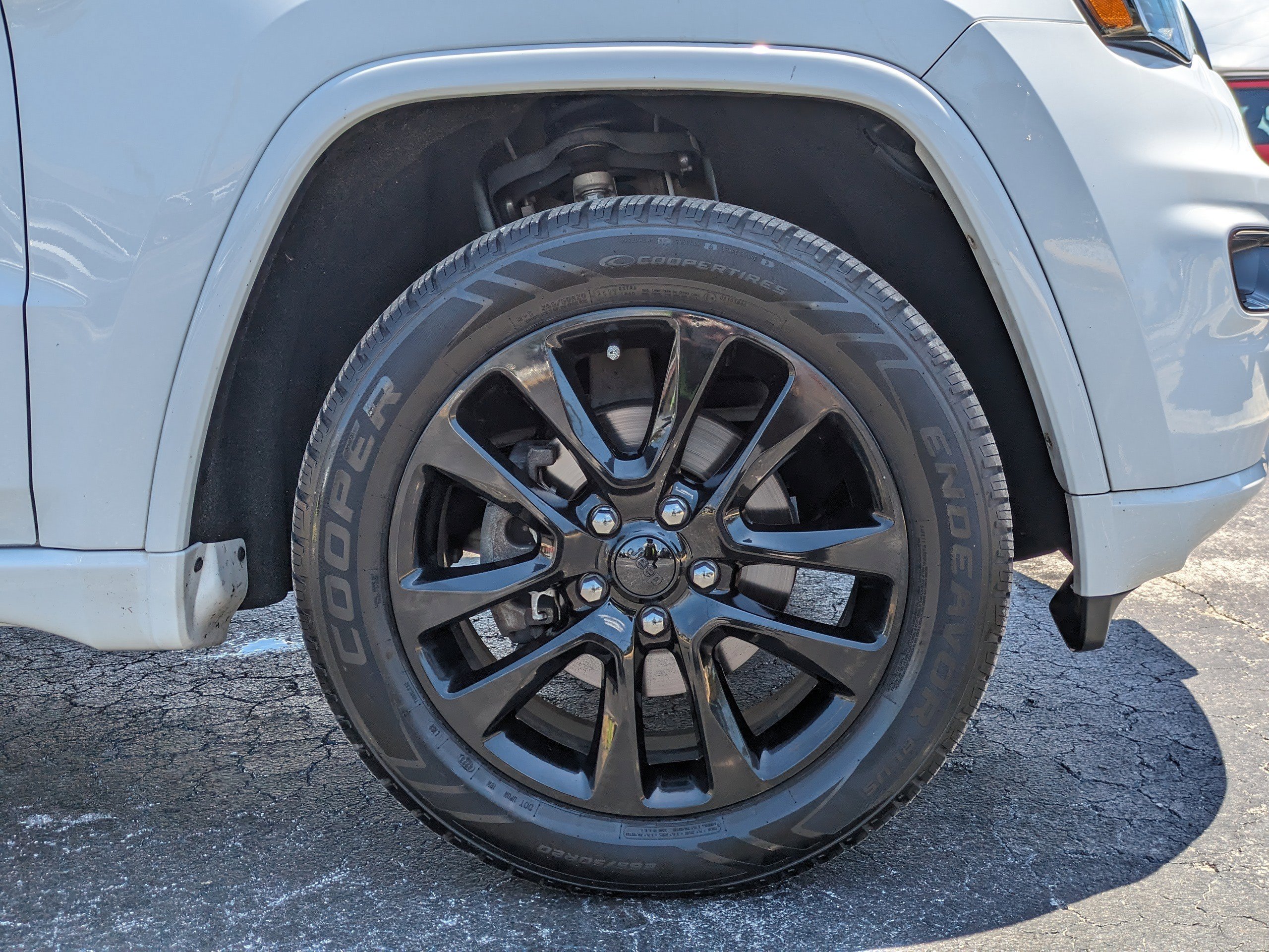 2020 Jeep Grand Cherokee Altitude photo 7