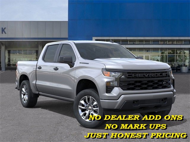 2026 Chevrolet Silverado Custom photo 7