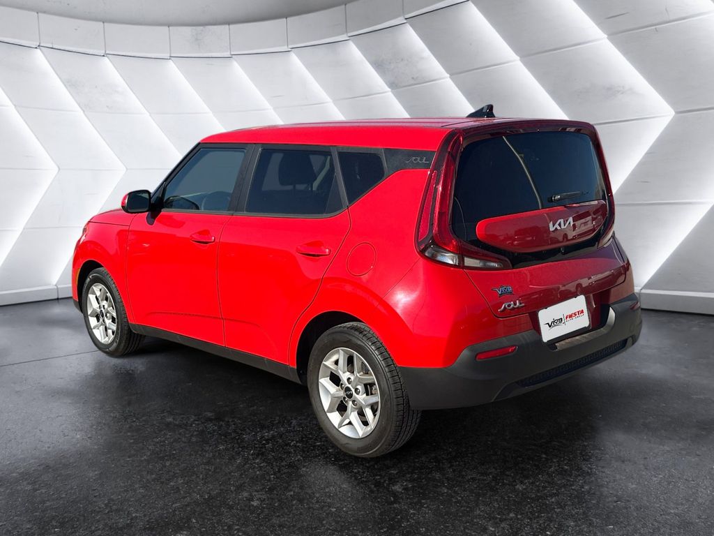 2022 Kia Soul LX photo 6
