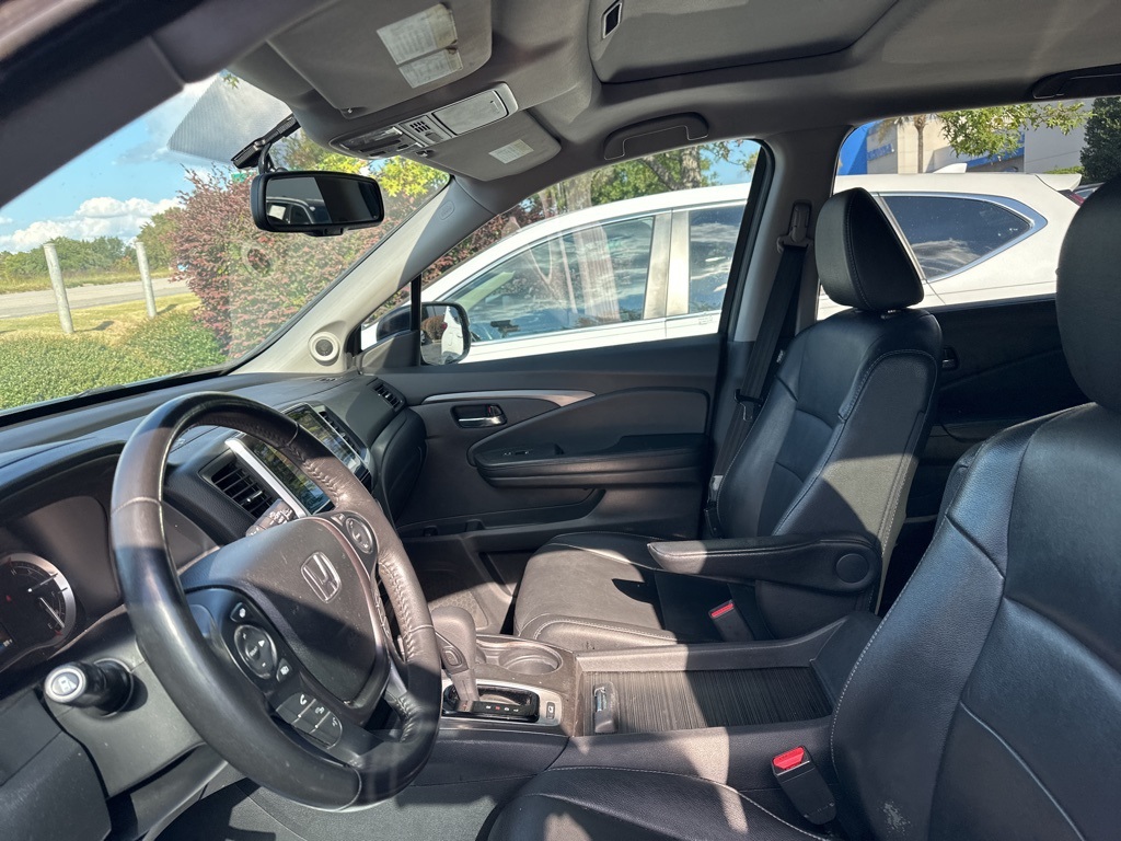 2016 Honda Pilot EX-L photo 19