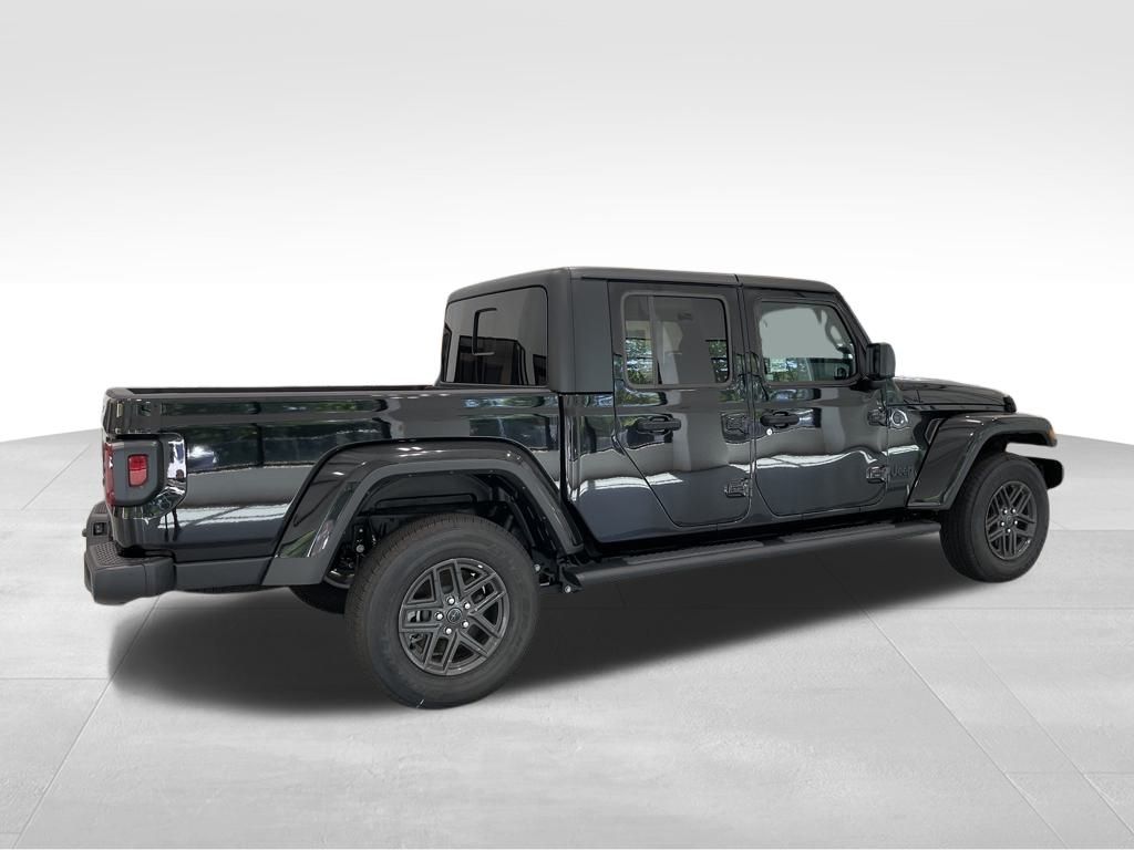 2024 Jeep Gladiator Sport photo 4
