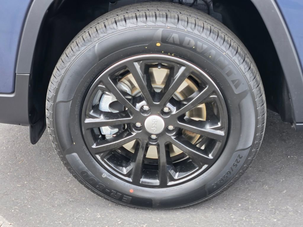 2021 Jeep Cherokee Latitude Lux photo 6