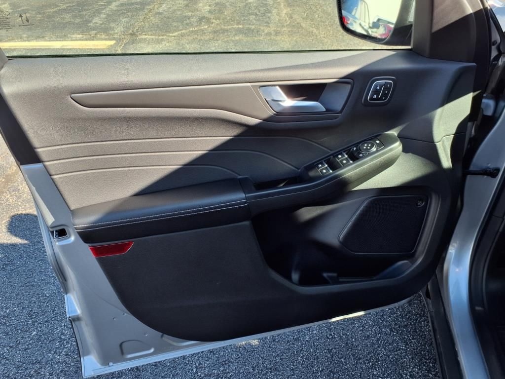 2023 FORD ESCAPE - Image 16