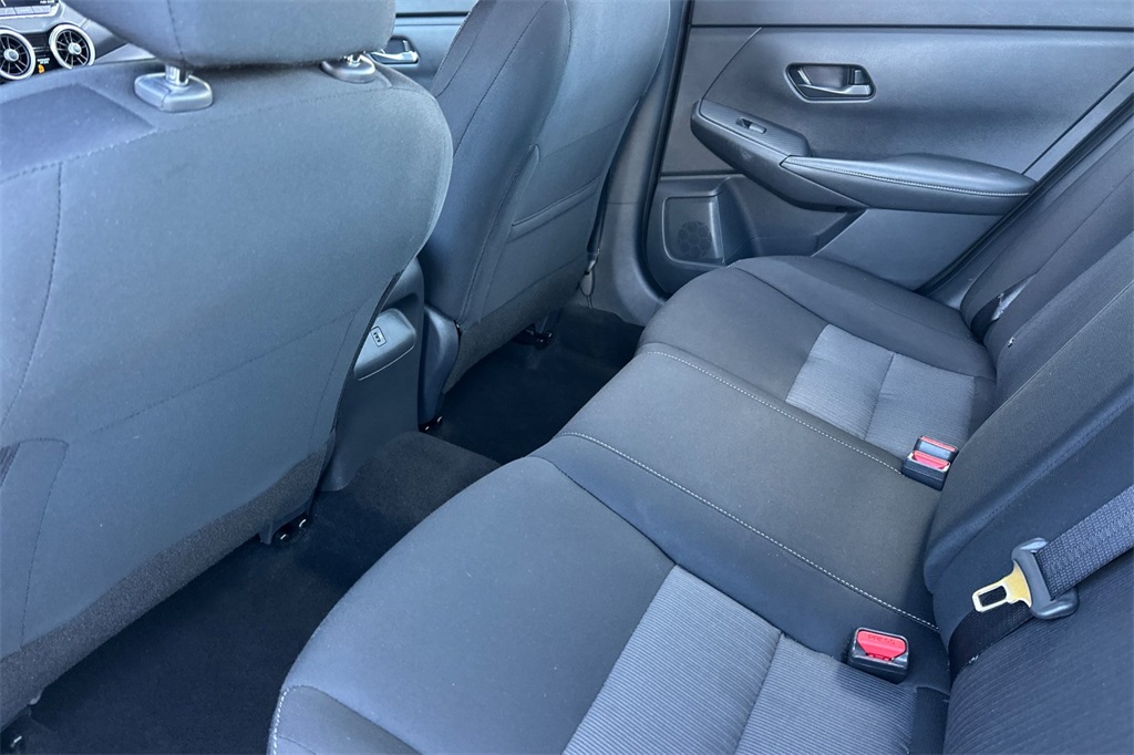 2024 Nissan Sentra SV photo 12