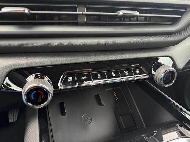 2025 Chevrolet Silverado EV LT photo 27