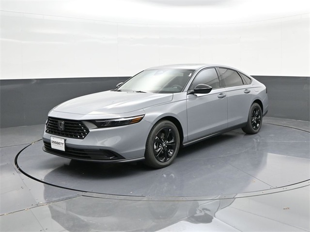 2025 Honda Accord SE's photo