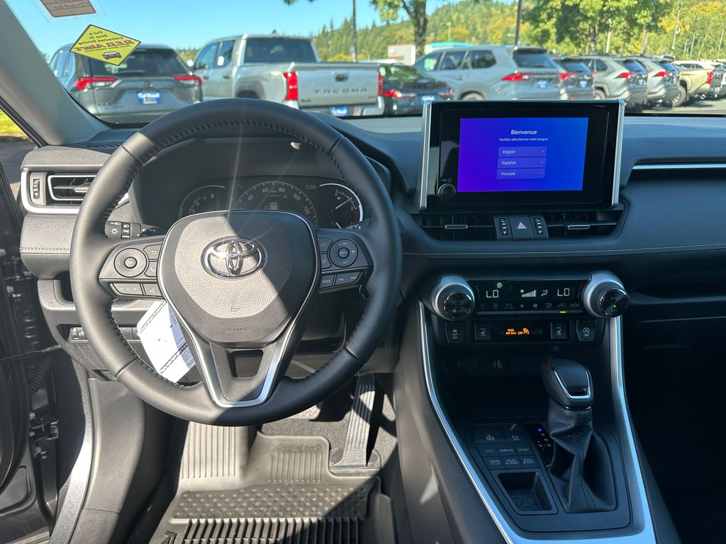 2025 Toyota RAV4 XLE Premium photo 15