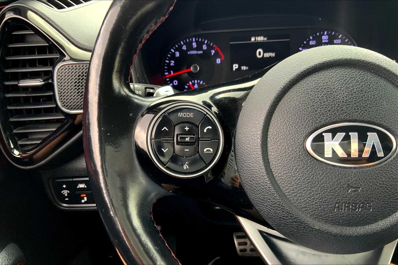 2020 Kia Soul GT-Line Turbo photo 23