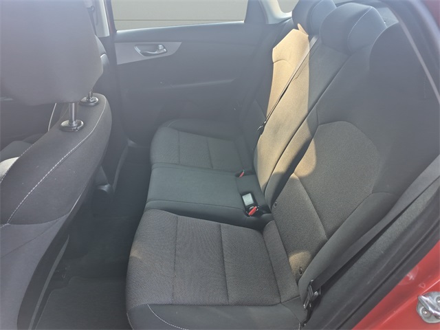 2022 Kia Forte LXS photo 25