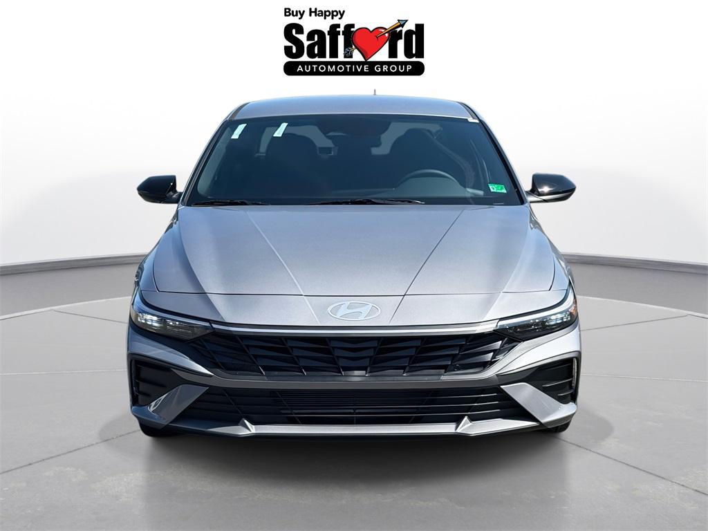 2025 Hyundai Elantra SEL Sport photo 7