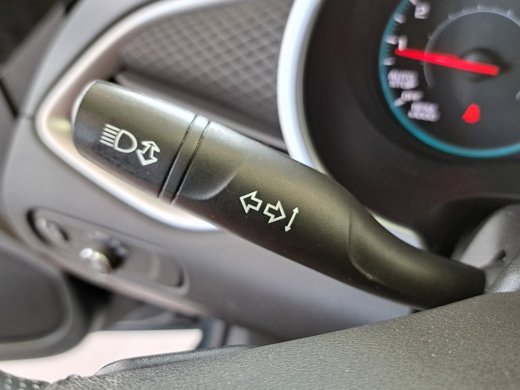 2021 Chevrolet Malibu LS photo 12