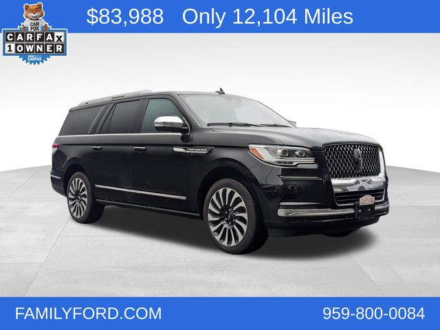 2024 Lincoln Navigator Black Label L's photo
