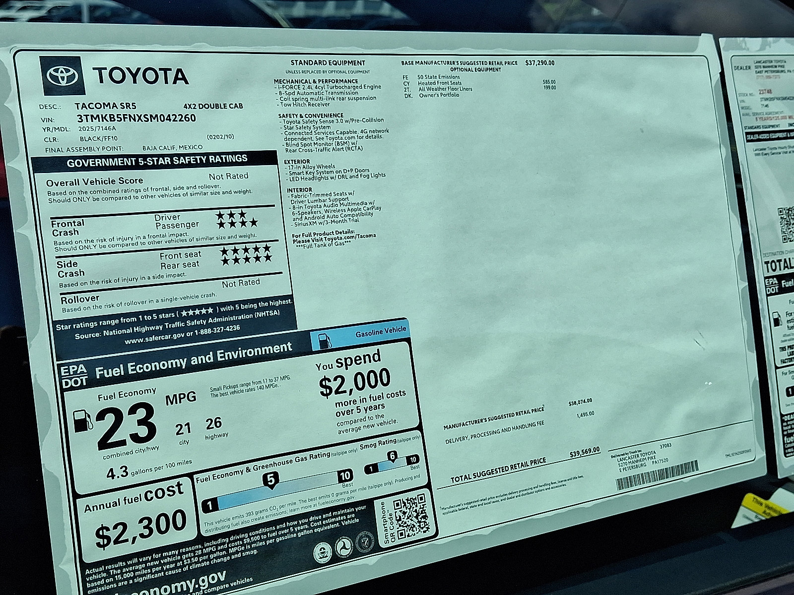 2025 Toyota Tacoma SR5 Double Cab photo 7