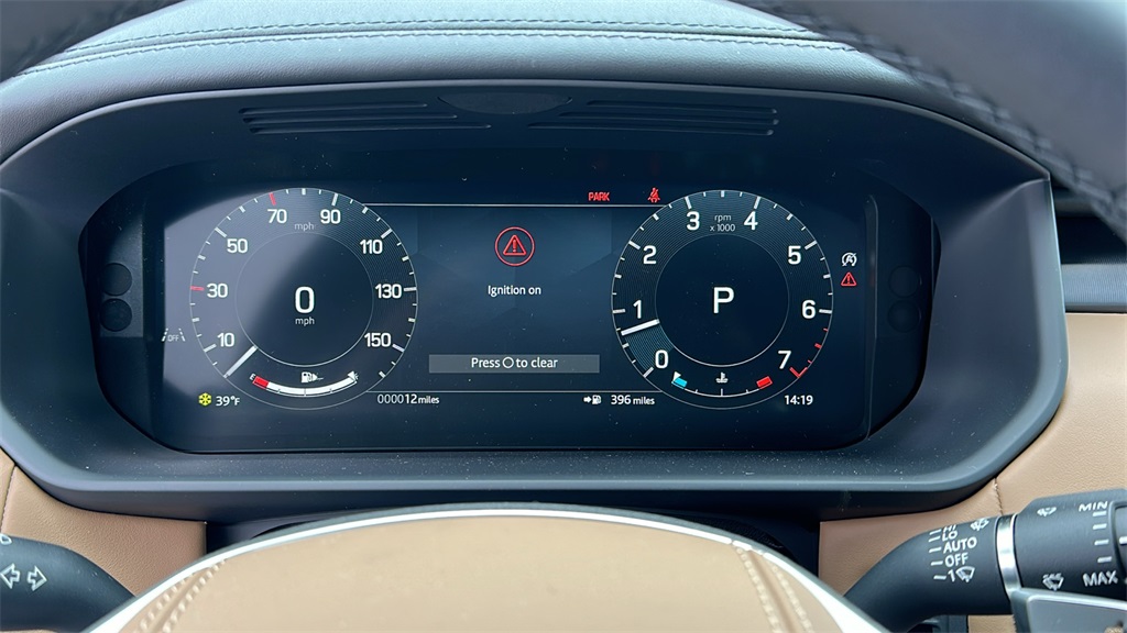 2025 Land Rover Discovery Metropolitan Edition photo 15
