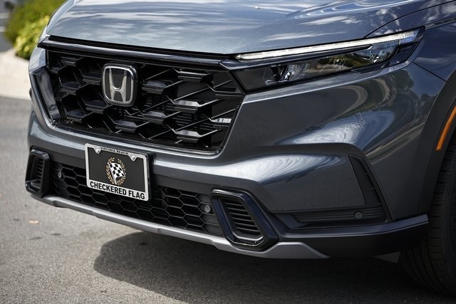 2026 Honda CR-V Hybrid Sport-L photo 2
