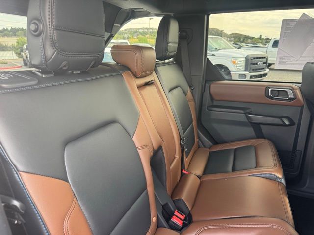 2024 Ford Bronco Outer Banks photo 18