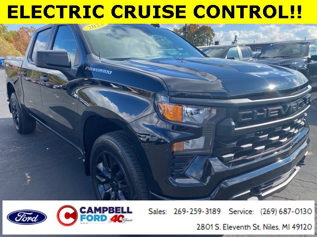 2023 Chevrolet Silverado 1500 Custom's photo