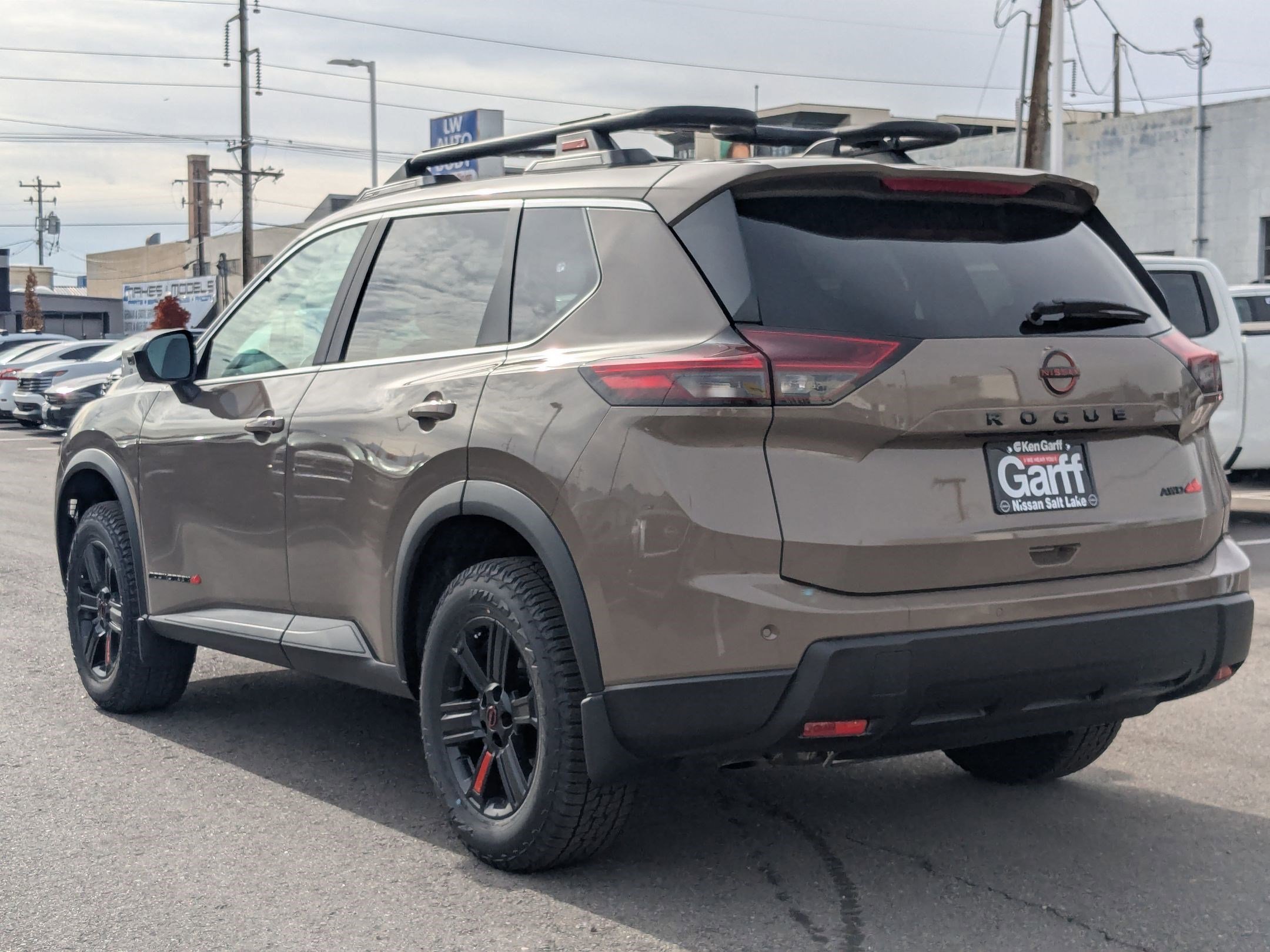 2026 Nissan Rogue SV photo 2